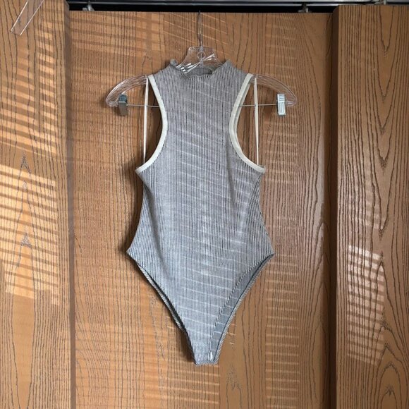 Zara Ribbed Racer Back Mock-Turtle neck - Picture 3 of 4